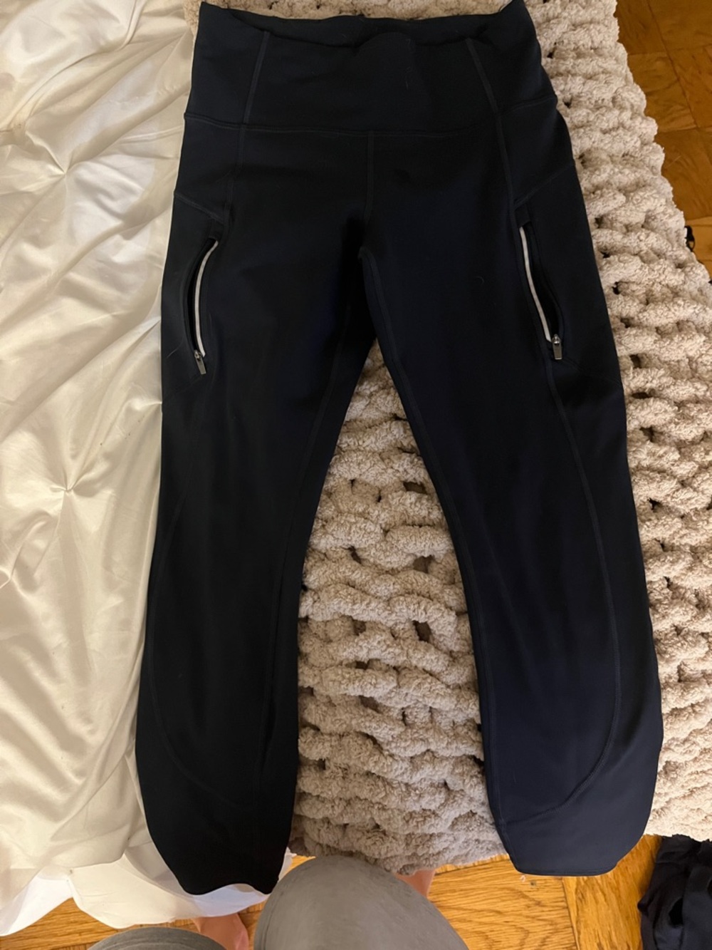 Athleta Black Rainier Tight Leggings
